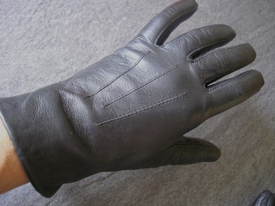 Womens Vintage Black Leather Gloves