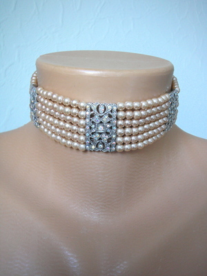Signed VCLM Faux Pearl And Rhinestone Choker
